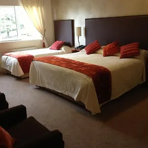 https://robeen-house.hotel-killarney.com